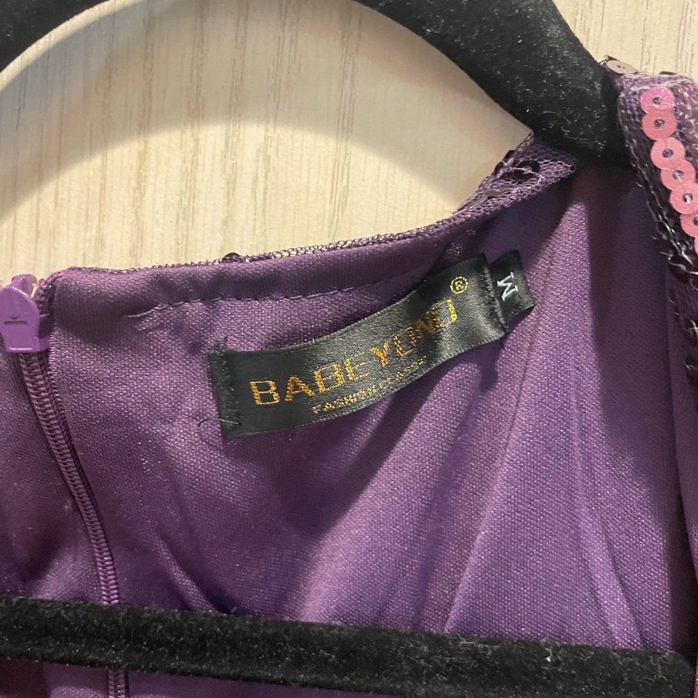 1920’s Purple Flapper Dress. Used once for a murder mystery party. - Picture 2 of 2